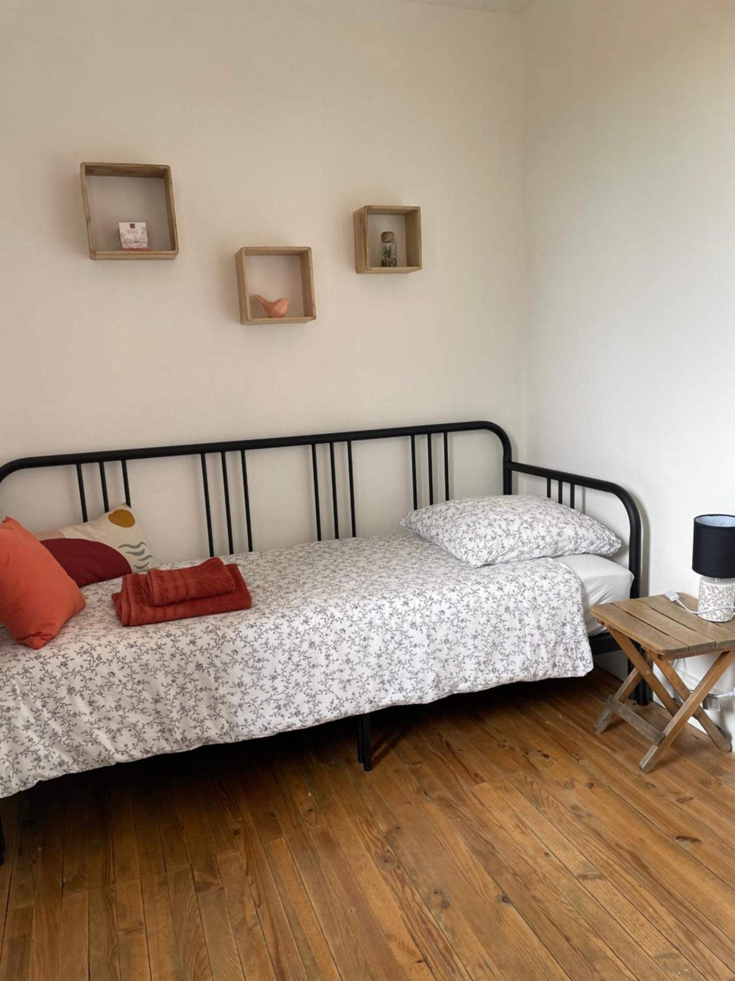 Montredon  Bien Et Toit B&B 외부 사진
